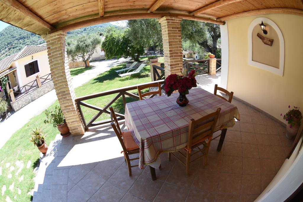 Yannis' Village Keri Esterno foto
